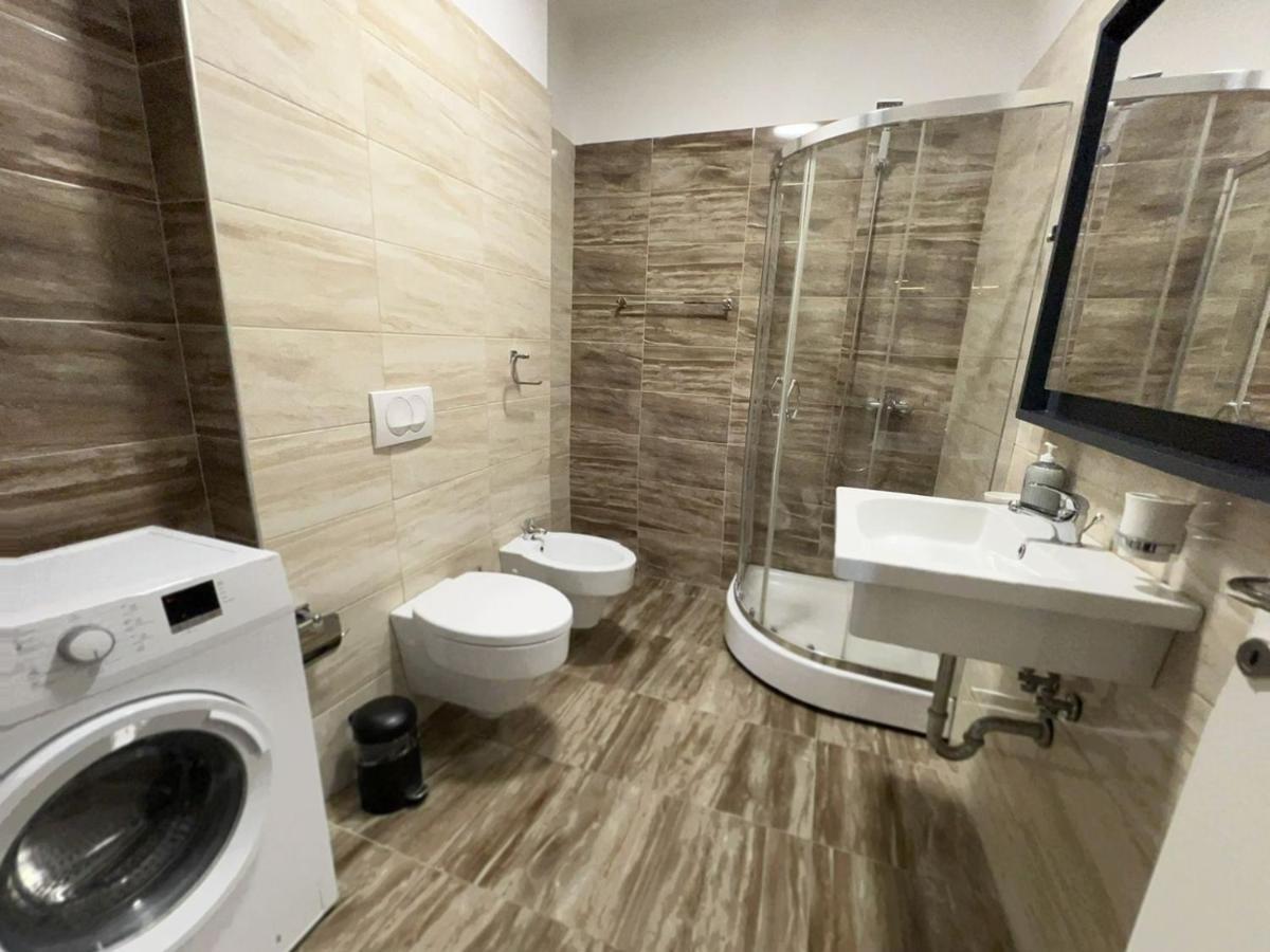 Tirana Lux Apartments エクステリア 写真