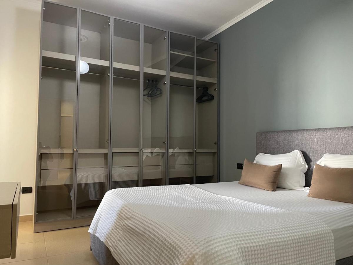 Tirana Lux Apartments エクステリア 写真
