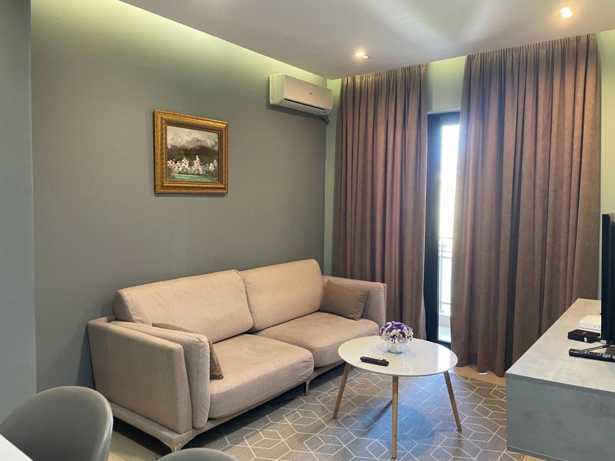 Tirana Lux Apartments エクステリア 写真