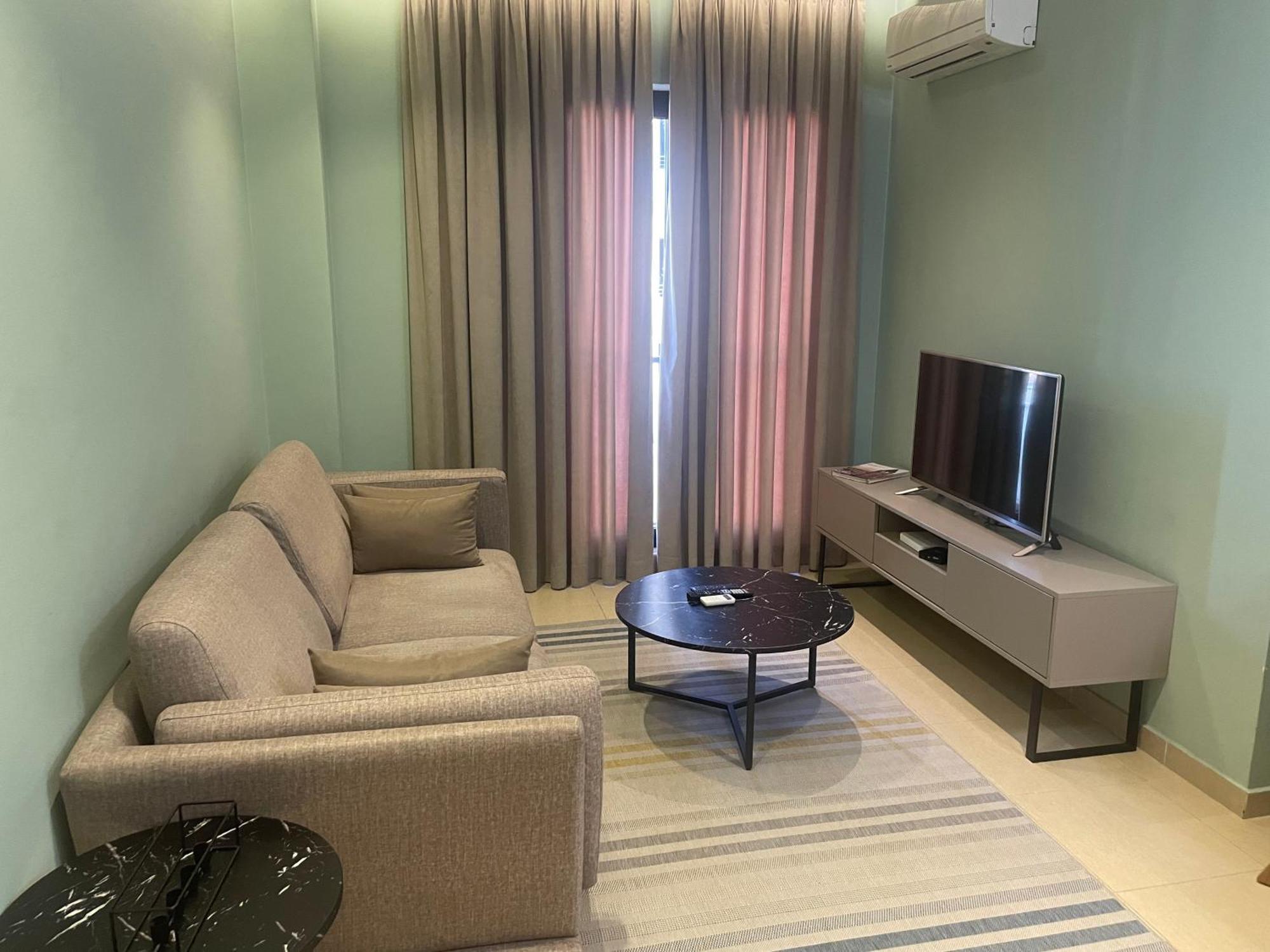 Tirana Lux Apartments エクステリア 写真