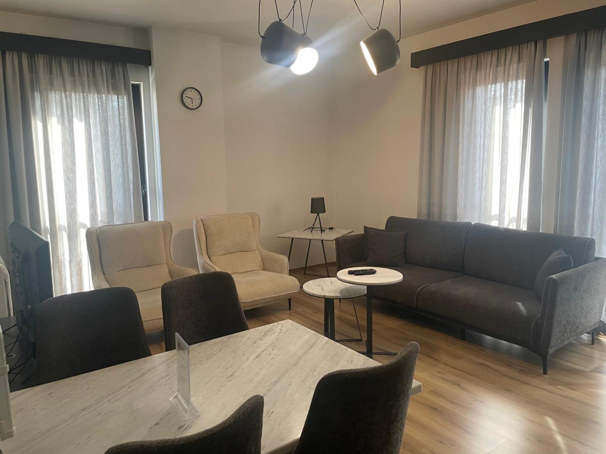 Tirana Lux Apartments エクステリア 写真